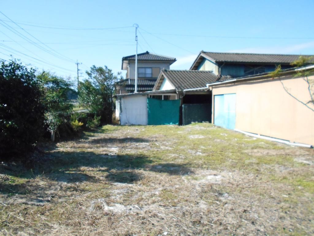 8LDK Detached House for Sale on Large Plot in Ebino, Miyazaki - Thumbnail 2
