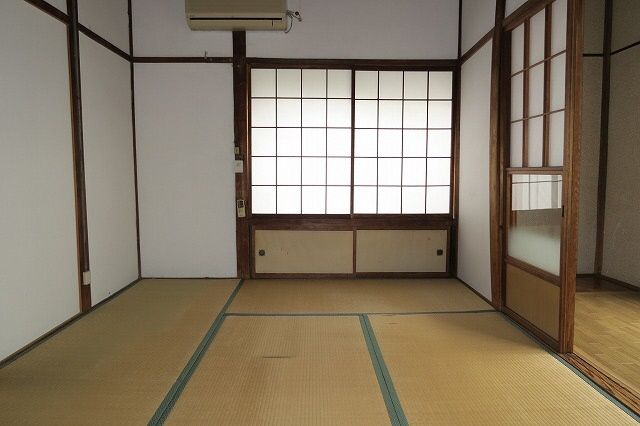 3DK Detached House for Sale on Corner Lot in Joetsu City - Thumbnail 3