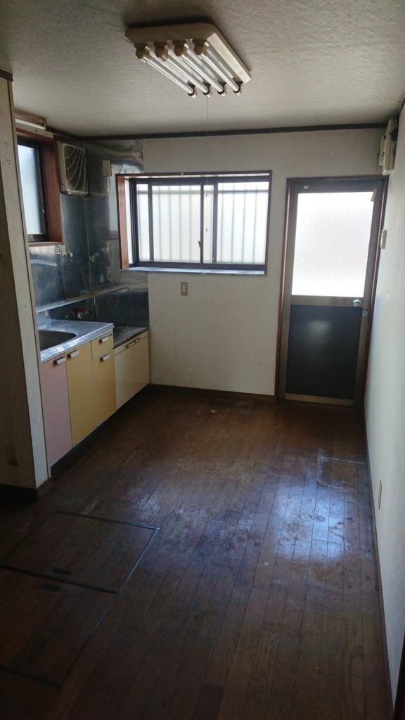 3DK Single-Story House for Sale in Nakatsugawa, Gifu - Thumbnail 2