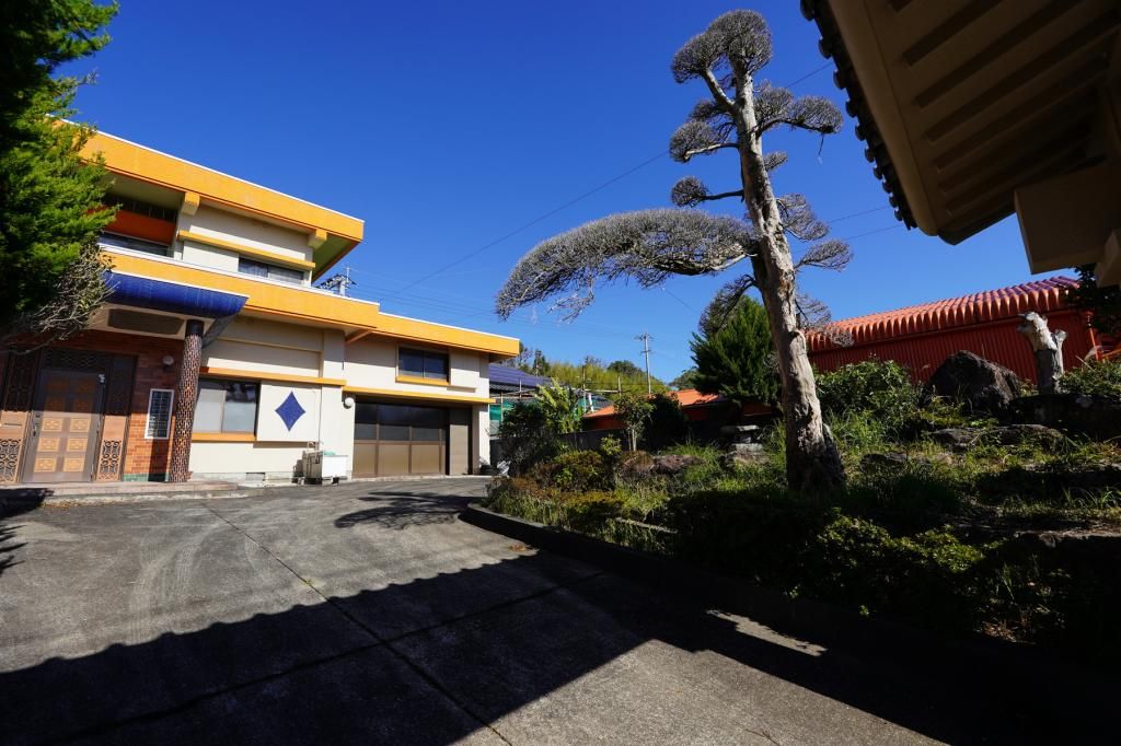 10K Concrete House for Sale in Makurazaki, Kagoshima - Akiya Bank - Thumbnail 3