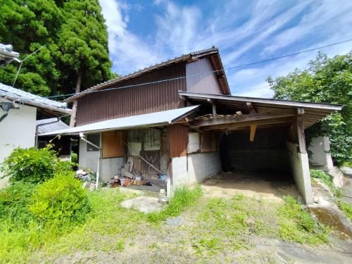 Traditional 6DK House on Large Plot in Nagomi, Kumamoto - Image 1