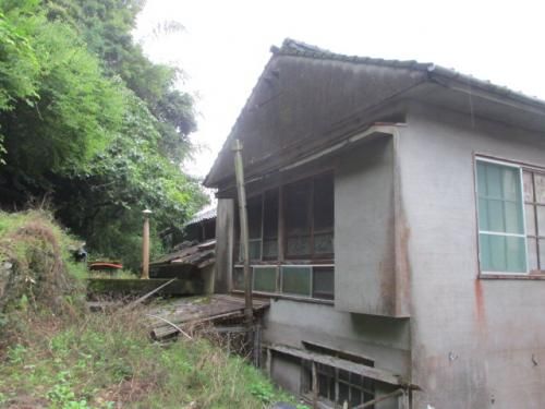 Vacant Land with Field in Taku City, Saga - 430.92 sqm Plot - Thumbnail 2