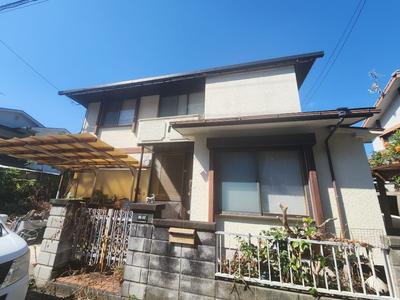 5LDK House for Sale in Tobe, Ehime Prefecture — Image 1, Tobe, Ehime