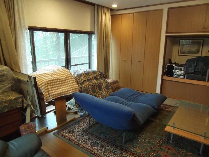 2DK Detached House for Sale in Okutama, Tokyo with Fruit Trees - Thumbnail 2
