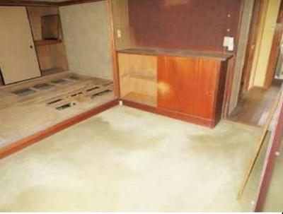 Spacious Traditional Home with Office in Usuki, 8min to Station — Image 4, Usuki, Oita