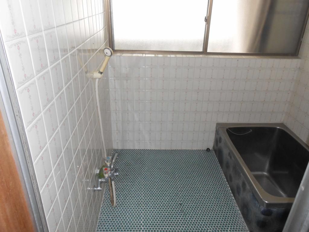 7LDK Family Home for Sale in Misaki Town, Okayama - Akiya Bank Property - Thumbnail 4