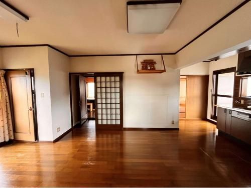 Large 223.5㎡ Family Home with Parking in Echizen Town, Fukui - Thumbnail 4