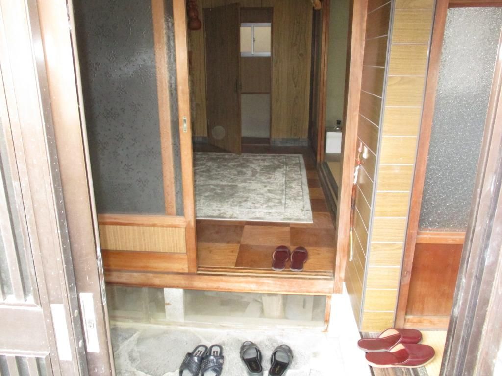 Kasaoka Vacant House Bank Property for Sale Near JR Station - Thumbnail 2