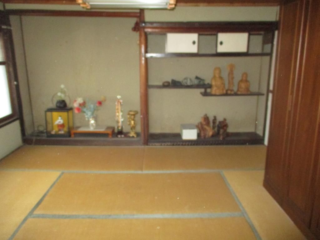 Kasaoka Vacant House Bank Property for Sale Near JR Station - Thumbnail 4