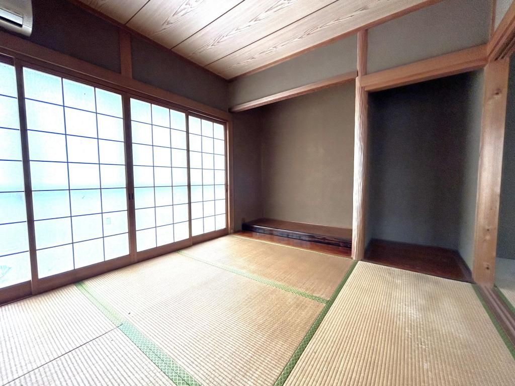 Spacious 6DK Home with Garden in Akaiwa, Okayama - Thumbnail 4