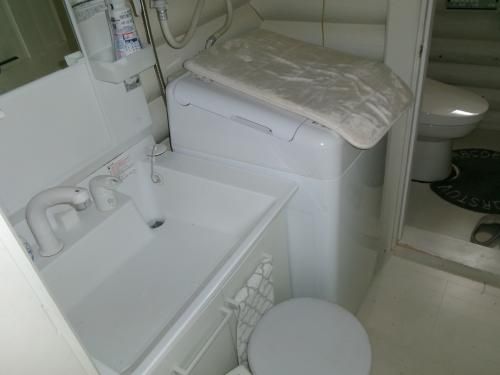 Vacant 1DK House for Sale in Kokonoe, Oita with Hot Spring Bath - Thumbnail 4