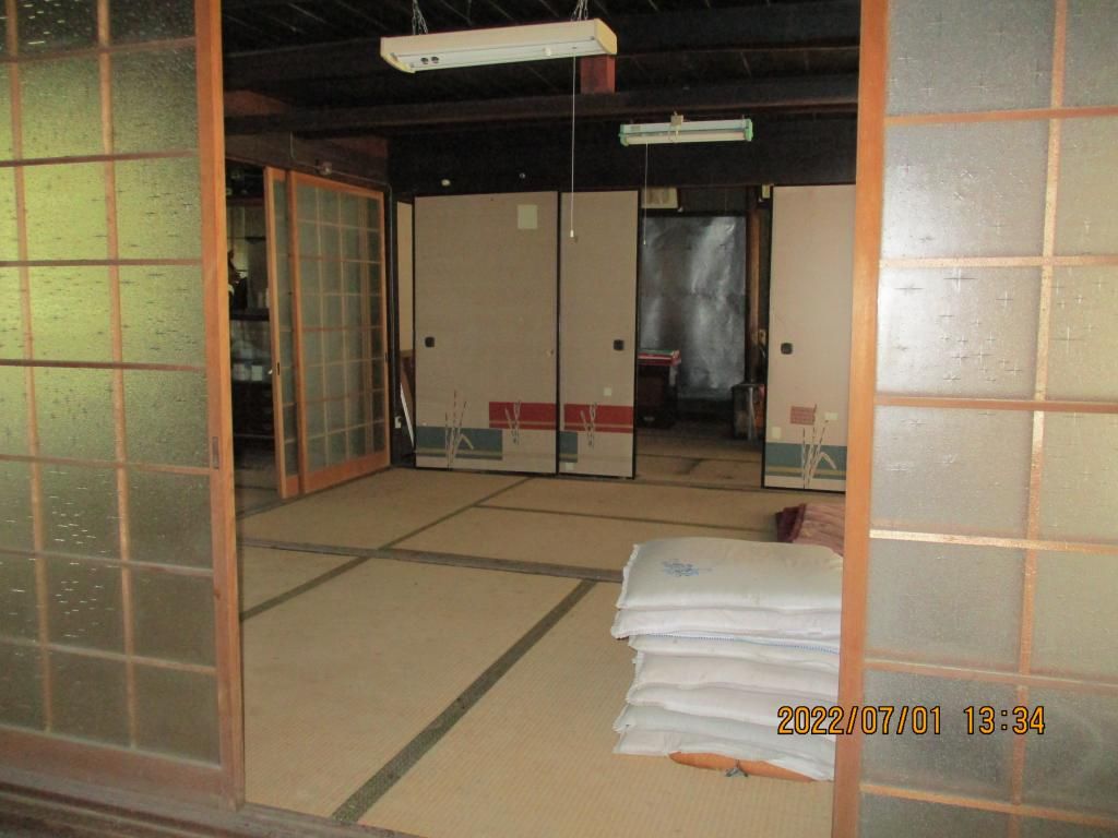 8DK Farmhouse for Sale in Sayo, Hyogo - 181 sqm on 473 sqm Land - Thumbnail 2