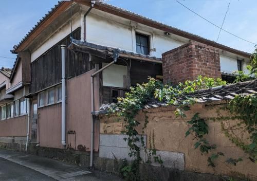 Large 8DK Traditional House for Renovation in Bungotakada, Oita - Thumbnail 2