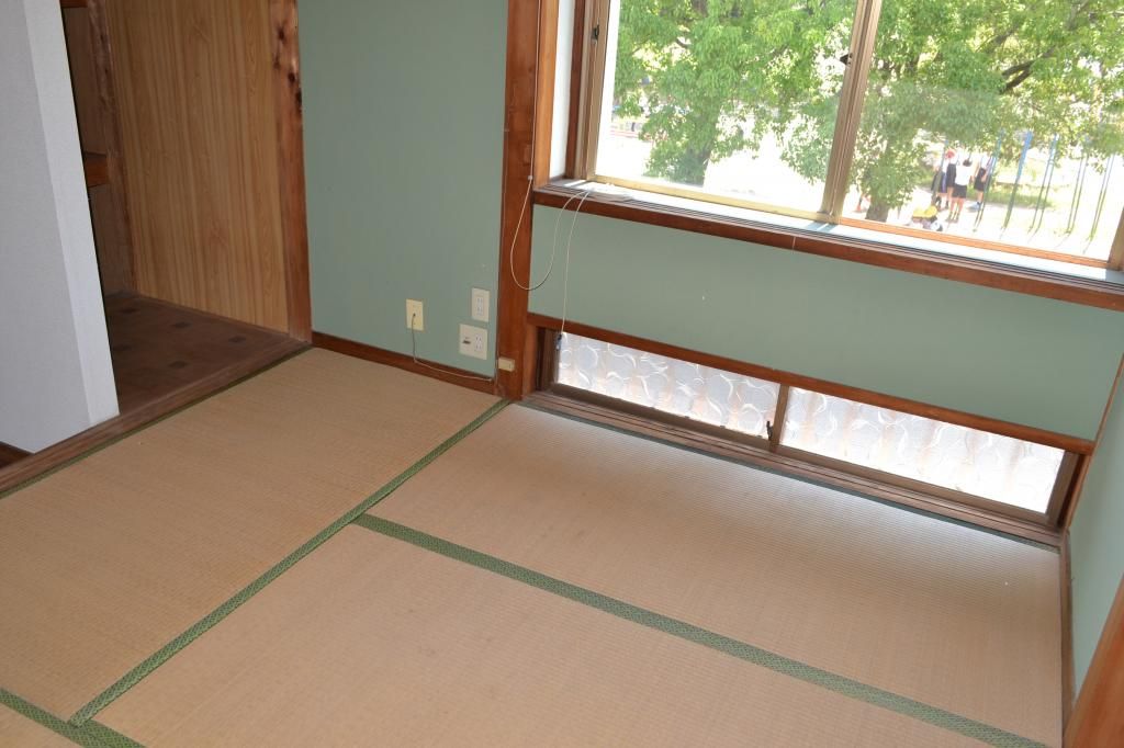 7DK Family House for Sale in Shibushi, Kagoshima - 166 sqm - Thumbnail 2