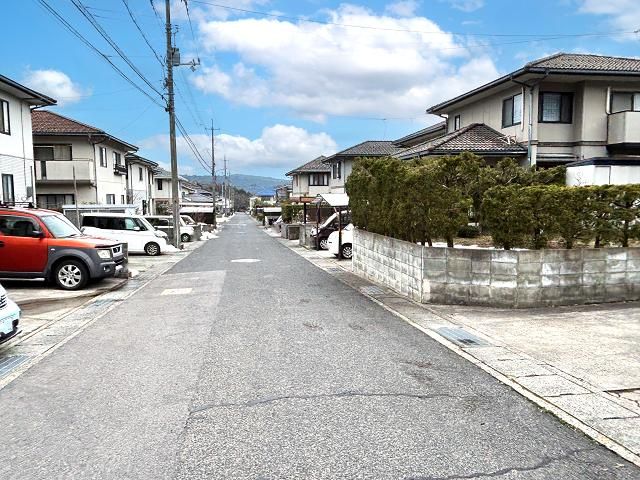 4-Bedroom House for Sale in Kurayoshi, Tottori - Akiya Bank Listing - Thumbnail 2
