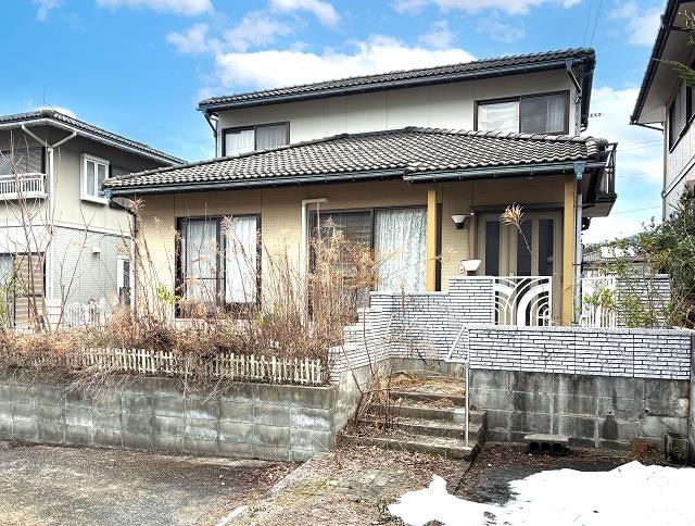 4-Bedroom House for Sale in Kurayoshi, Tottori - Akiya Bank Listing - Thumbnail 3