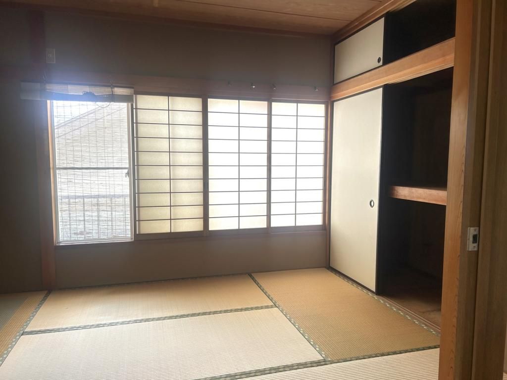 Detached House for Sale in Minamiashigara Near Iwahara Station - Thumbnail 4