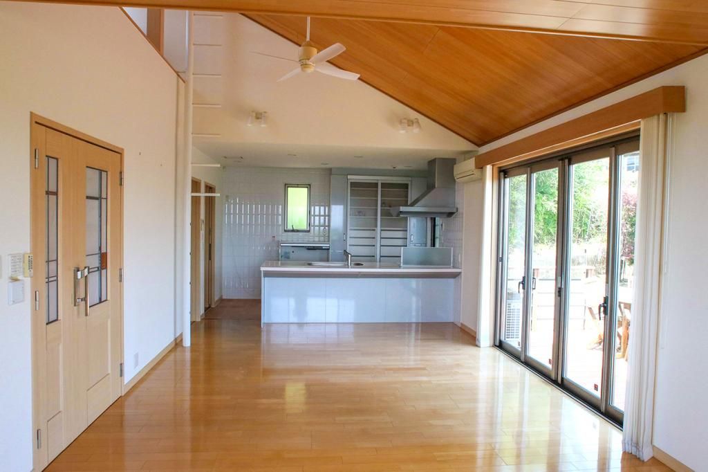 Spacious 2LDK House for Sale in Makurazaki, Kagoshima - Thumbnail 2