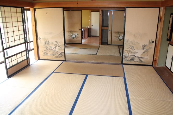 9DK Wooden House for Sale in Okuizumo, Shimane - 163.96 sqm - Thumbnail 3