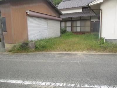 Kasaoka Akiya Bank Land with Old Houses for Demolition, Okayama — Image 2, Kasaoka, Okayama