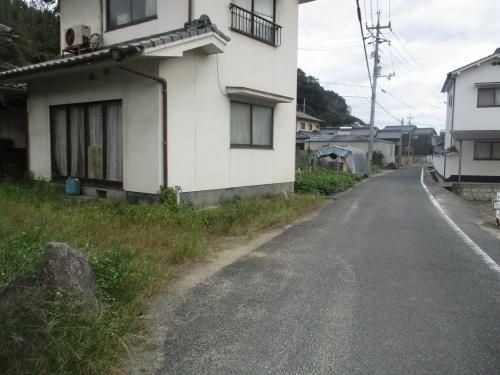 Kasaoka Akiya Bank Land with Old Houses for Demolition, Okayama - Thumbnail 3