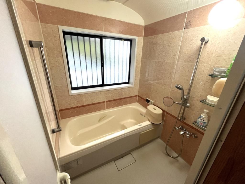 Coastal 2LDK House with Sea View in Kihoku Town, Mie - Thumbnail 4