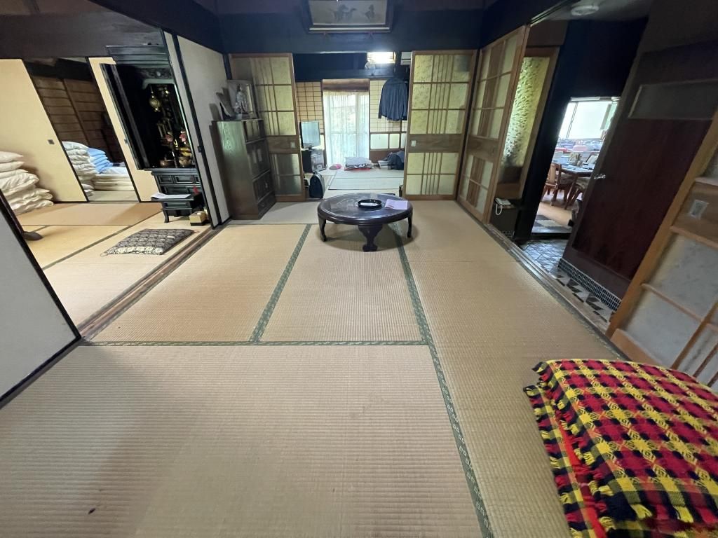 Traditional Akiya House with Land in Kinokawa, Wakayama - Thumbnail 2