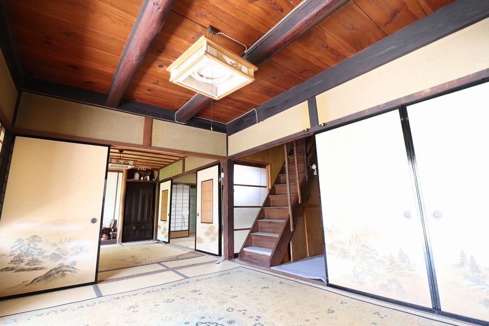 5LDK House for Sale in Okuizumo, Shimane - 339 sqm Land - Thumbnail 2