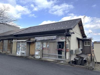 Combined Shop and Home Property in Kurayoshi, Tottori — Image 1, Kurayoshi, Tottori