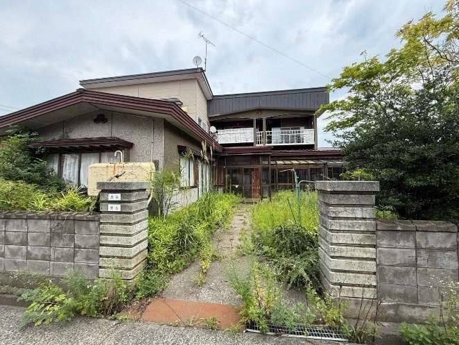 8DK Akiya Bank House for Sale in Goshogawara, Aomori - Image 7