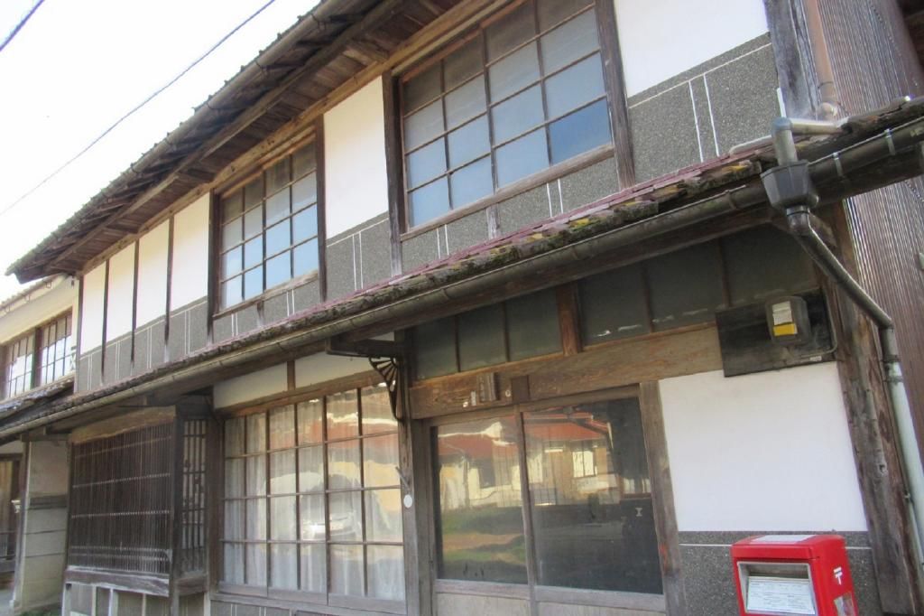 Traditional Kominka with Kamado & Goemonburo for Sale in Niimi - Thumbnail 2