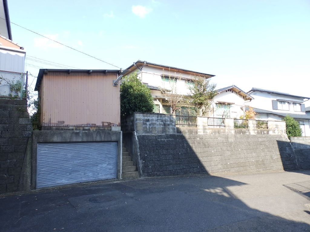 6LDK Wooden House for Sale in Imari, Saga - Akiya Bank Property - Thumbnail 3