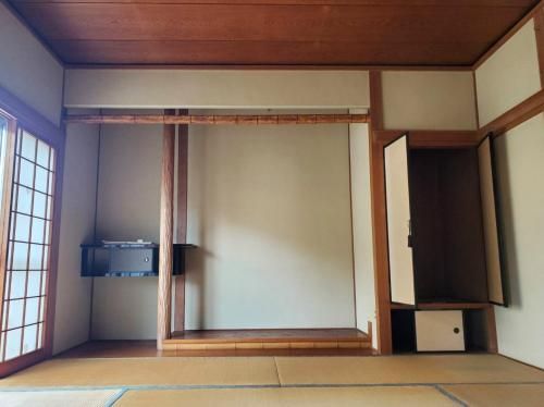 4DK House with Rooftop Terrace for Sale in Takehara, Hiroshima - Thumbnail 4