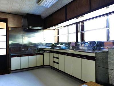 Vacant 9LDK House with Workshop in Sanjo, Niigata - 1,000,000 Yen — Kitchen, Sanjo, Niigata