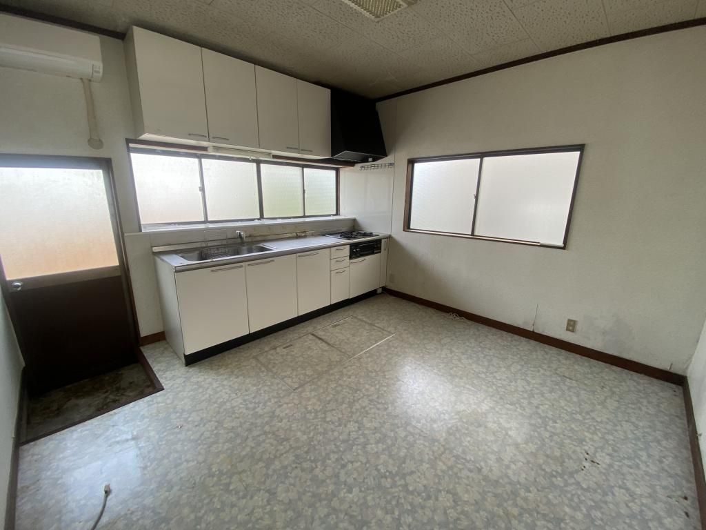 5DK Detached House for Sale in Nakayama Town, Yamagata - Thumbnail 4