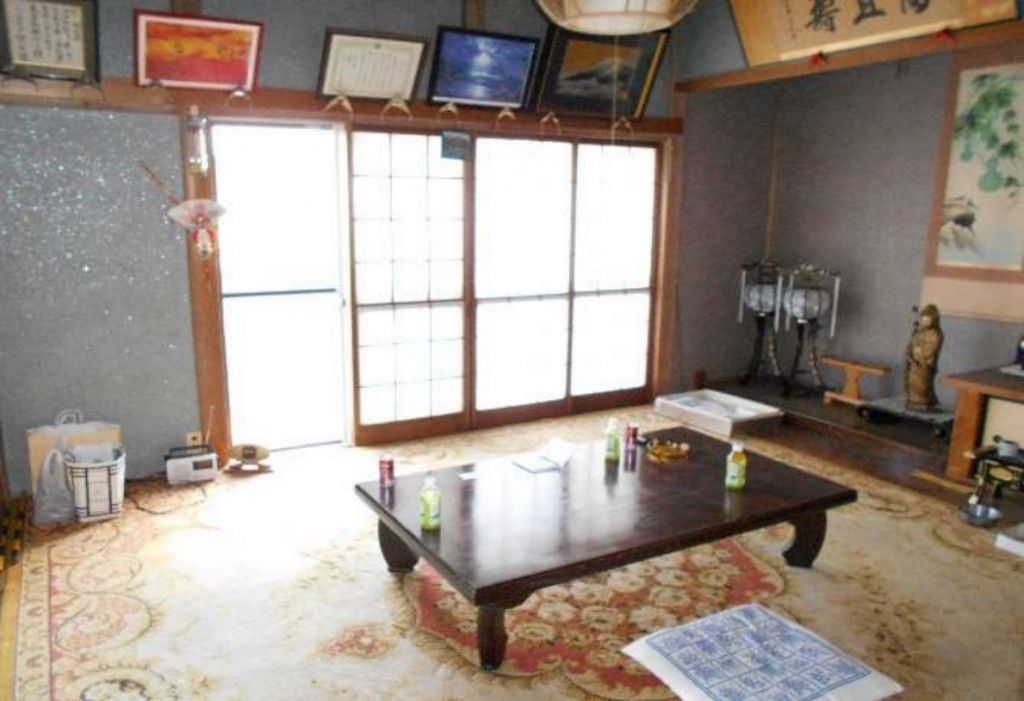 7DK Detached House for Sale in Nyuzen, Toyama - 380万円 - Thumbnail 3