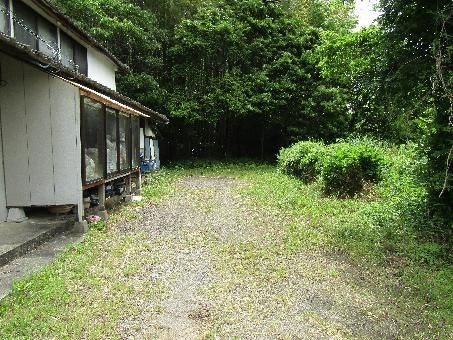 1925 Kominka with Land in Kitsuki, Oita - Akiya Bank Listing - Thumbnail 3