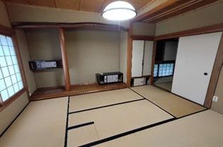 Spacious 6DK Akiya House for Sale in Mihara, Hiroshima - Thumbnail 3