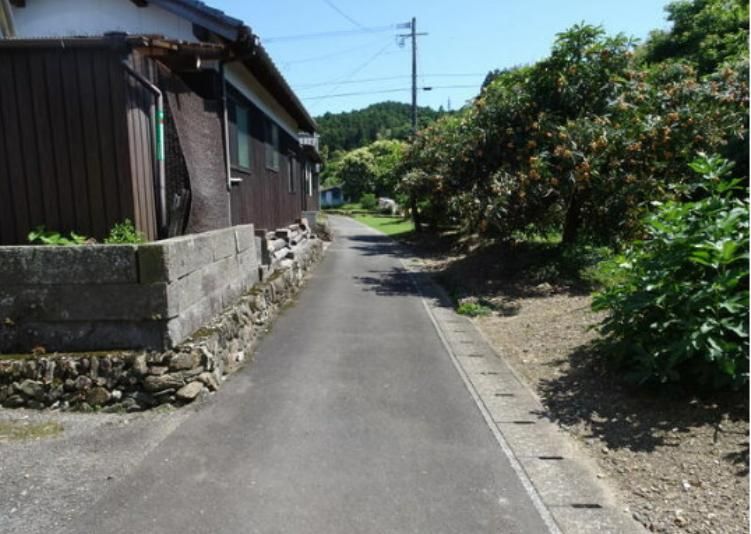 1965 6DK Detached House on 406sqm Corner Plot in Oita City - Thumbnail 2