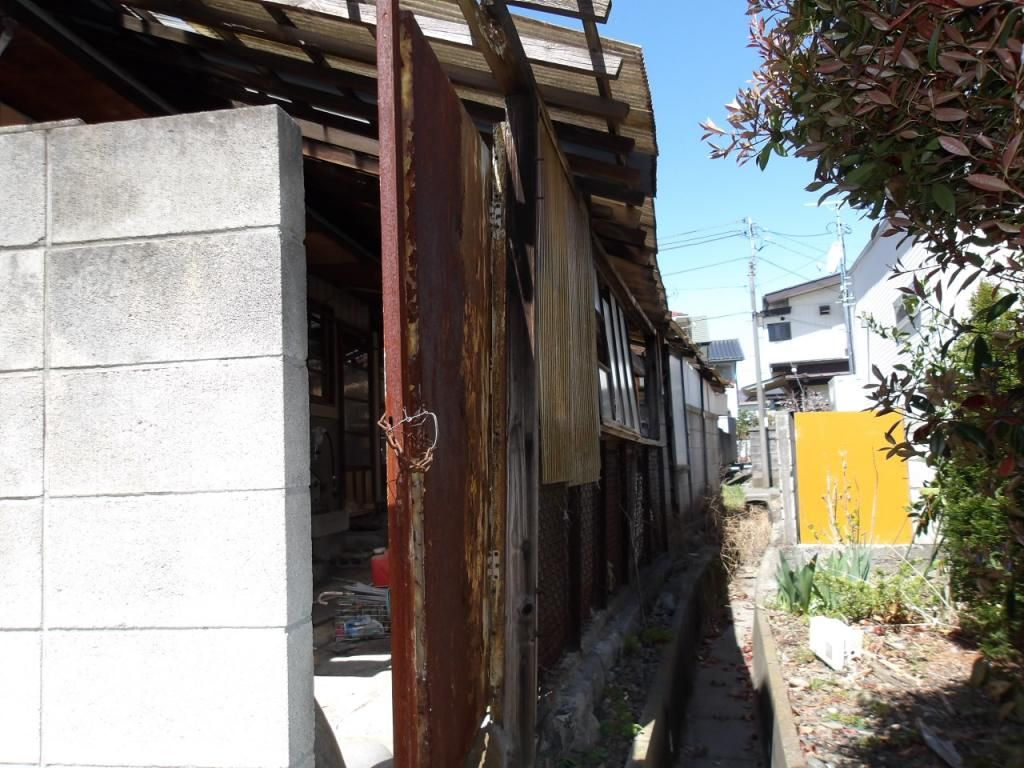 Land with Old House in Kiryu City Residential Promotion Area - Thumbnail 4