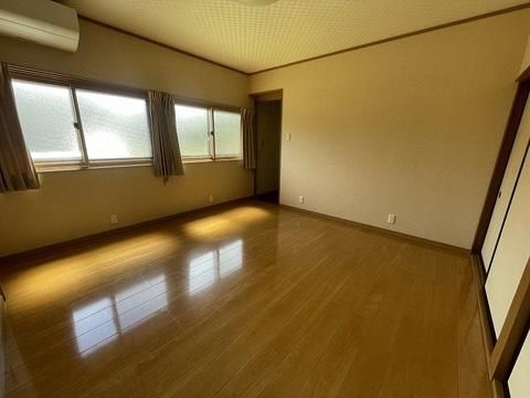 Traditional 7LDK House in Takaoka with Tea Room - Thumbnail 3