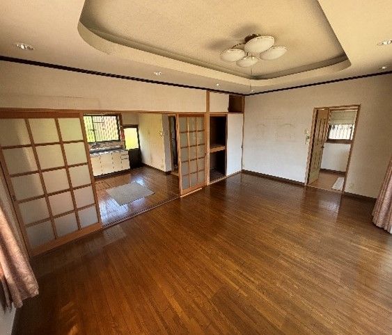 5DK Traditional Home in Seiyo City with Akiya Bank Registration - Thumbnail 3