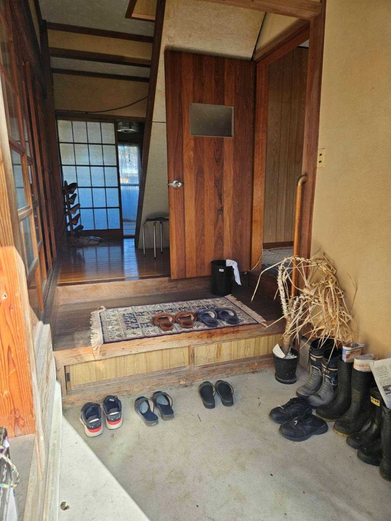 Rent 7DK Wooden House in Namegata, Ibaraki | 152.88 sqm - Thumbnail 2