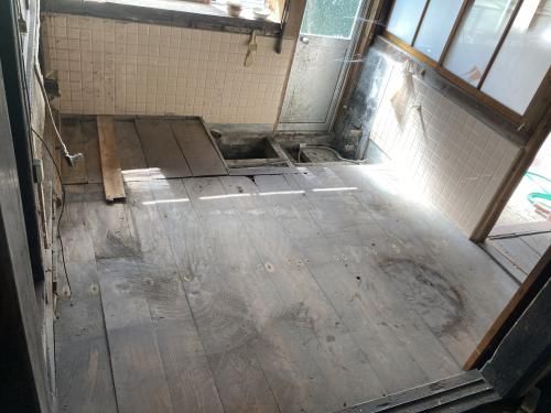 5LDK Akiya House with Land for Sale in Sanjo, Niigata - Thumbnail 3