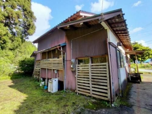 4LDK Wooden House for Sale in Asahi, Toyama - 214 sqm - Main Image