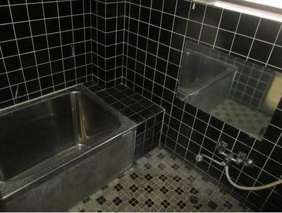 Spacious 3-Story House in Ojiya City - 174m² with Shop Space — Image 1, Ojiya, Niigata