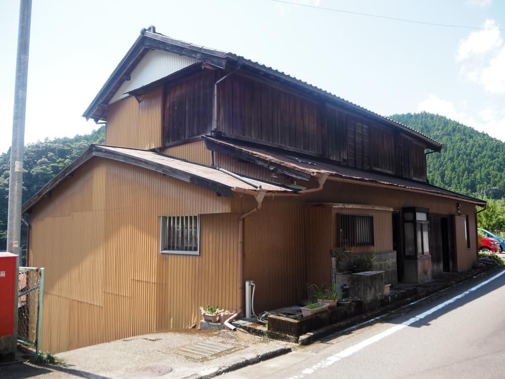 90-Year-Old Former Ryokan for Sale in Naka Town, Tokushima - Thumbnail 2