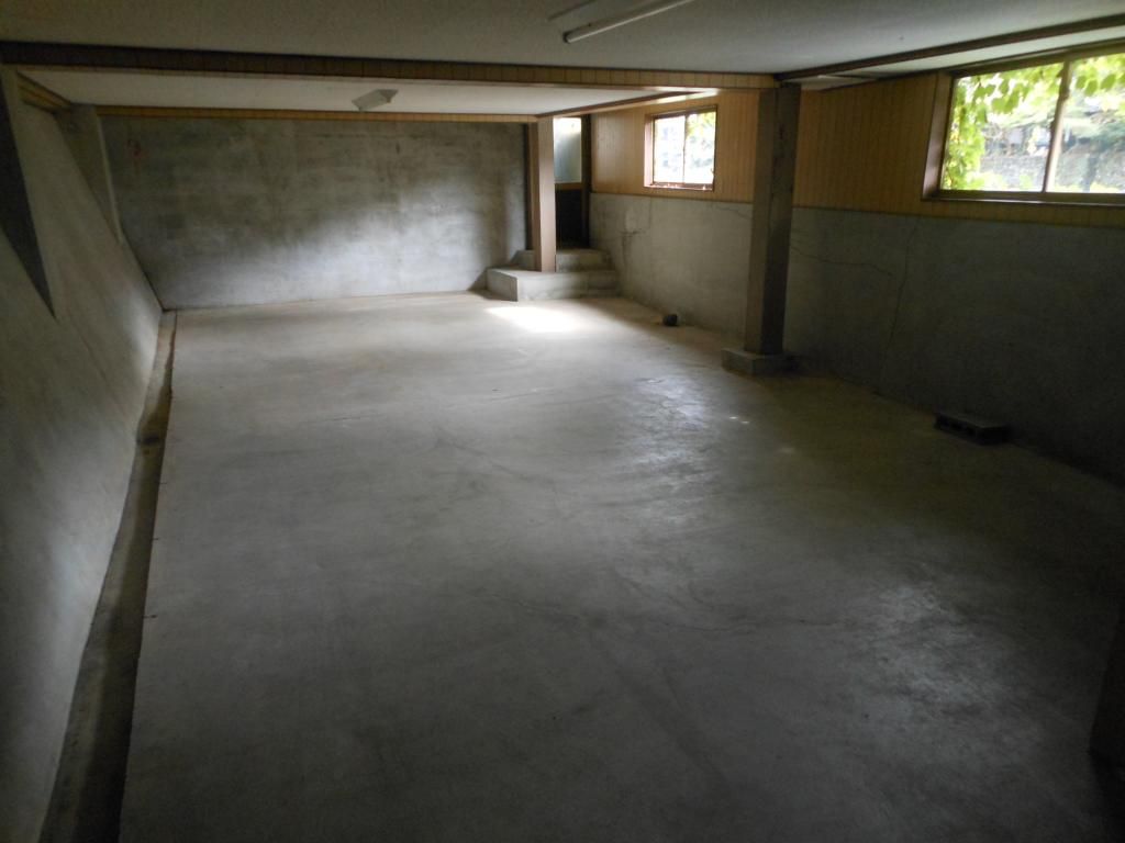 Riverside 3-Story Home with Shop Space in Gujo Hachiman, Gifu - Image 22