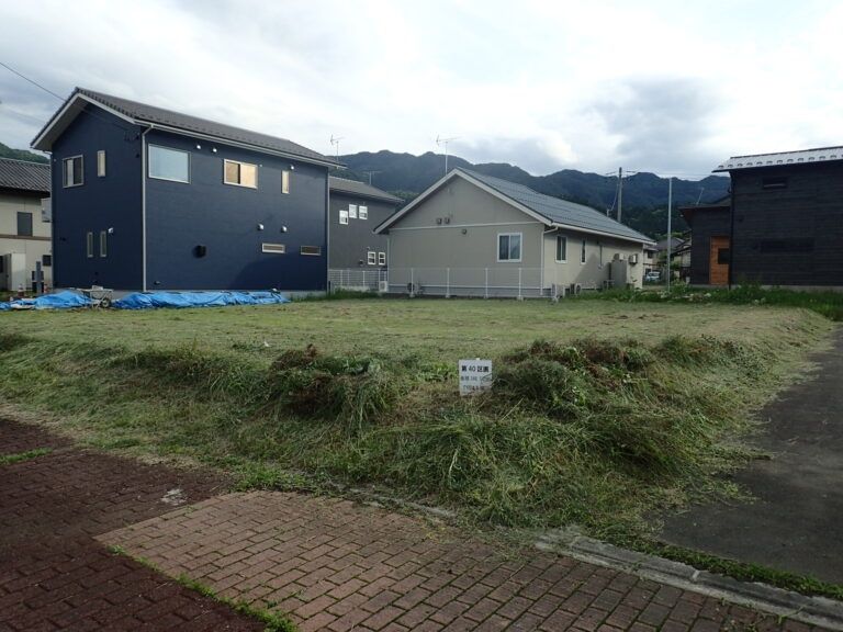 Land for Sale in Minakami, Gunma - 346.5㎡ - Thumbnail 3