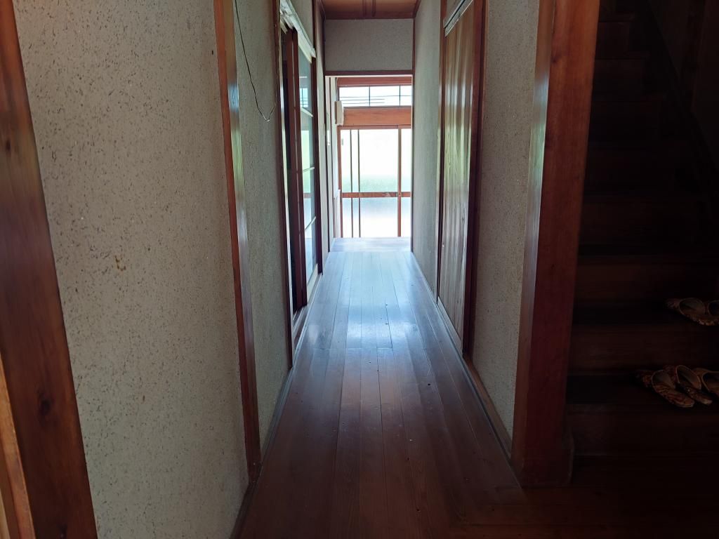 8DK Riverside House for Sale in Miyoshi City, Tokushima - Thumbnail 4